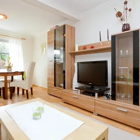 Two-bedroom In I *